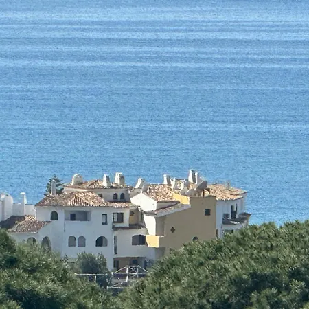 Secret View Puerto Cabopino 公寓 马尔韦利亚